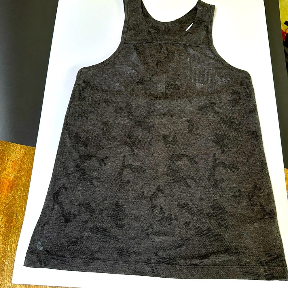 Lole grey camisole athletic top Small